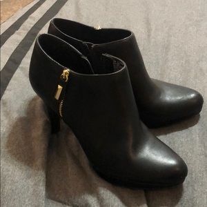 Midi ankle boot